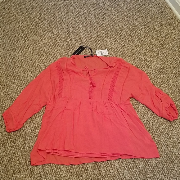 Amanda Green peach top - Picture 1 of 4